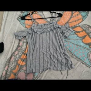 American eagle no shoulder top